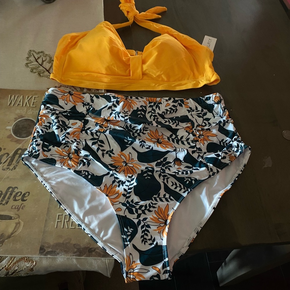 Holipick two piece swimsuit